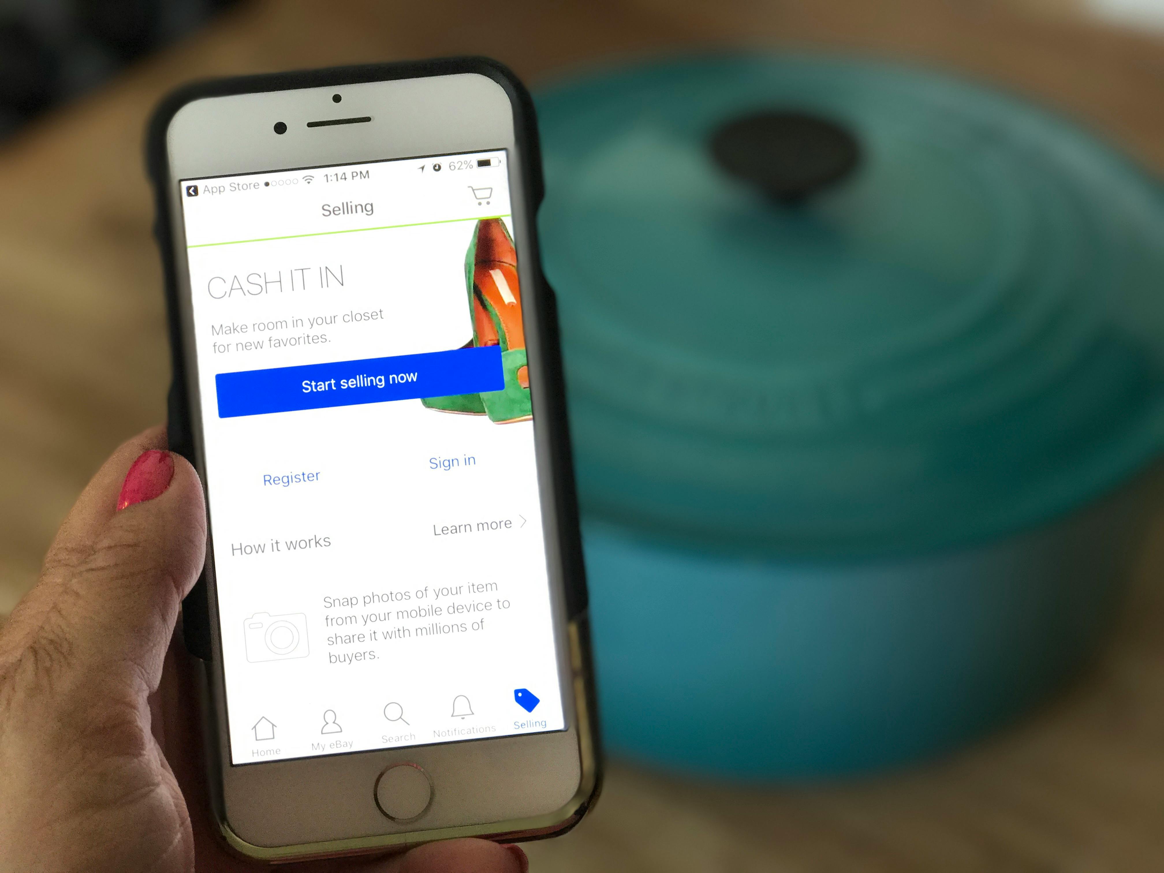 9 Apps You Need to Make More Money with Your Resale Hustle