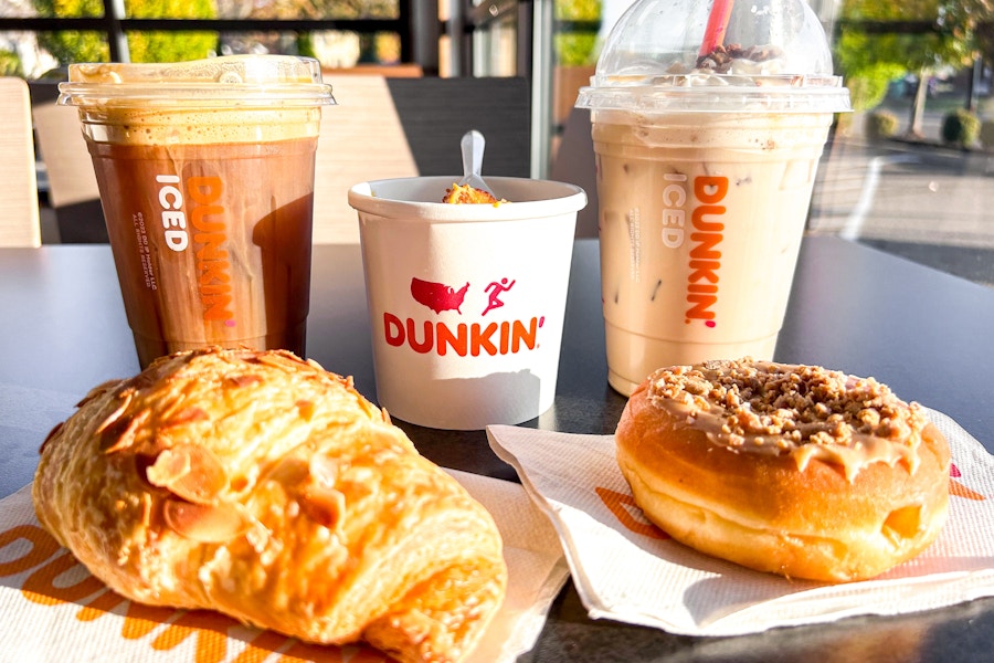 dunkin holiday menu