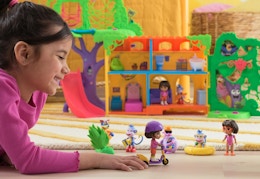 Walmart dora playset
