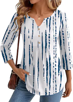 Women's 3/4 Sleeve V-Neck Top