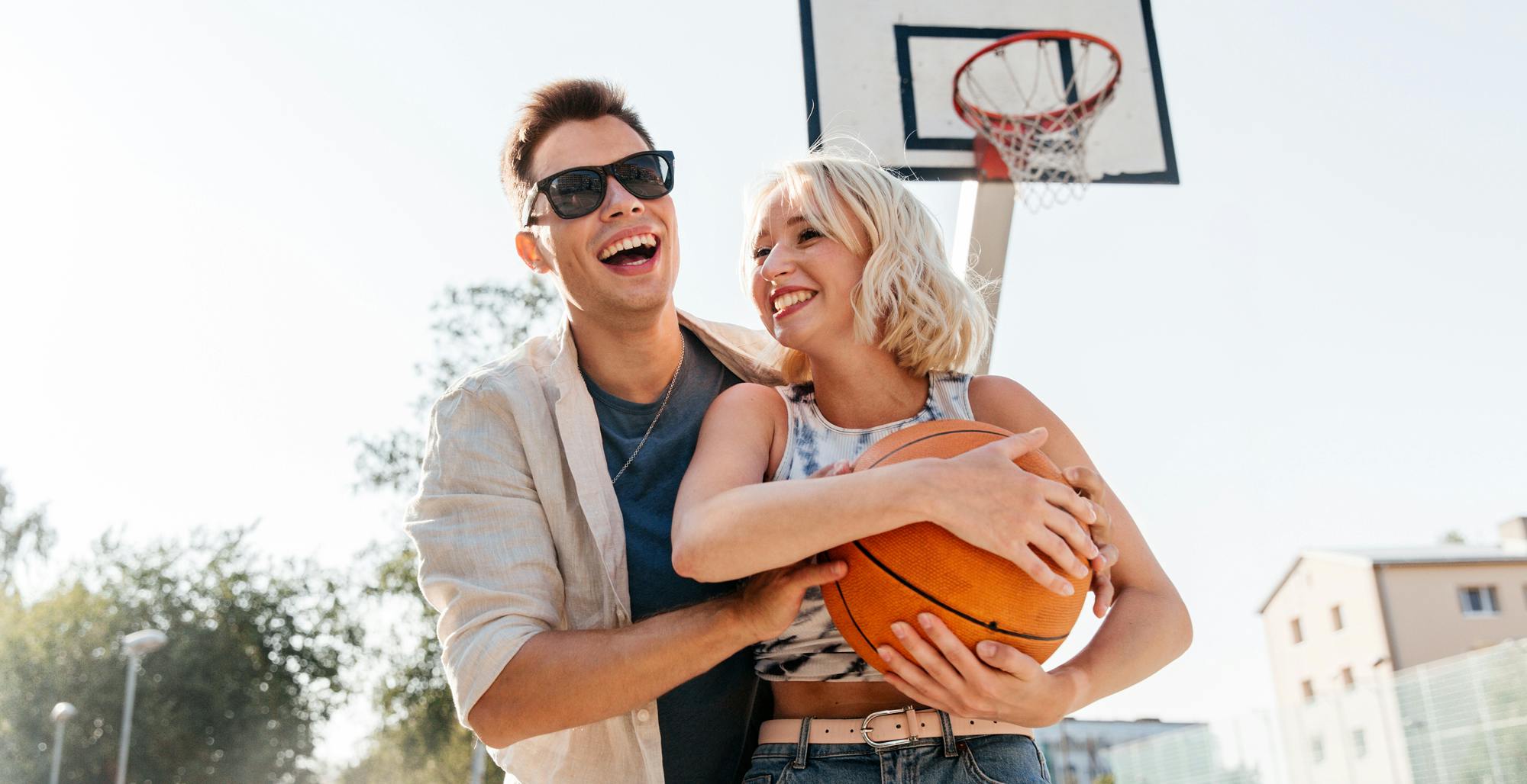 35 Free Date Ideas: Spend Time Together Without Spending Money