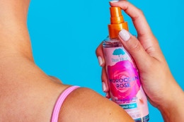 a tree hut spray