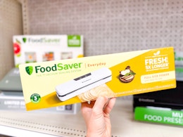 Foodsaver Vacuum Sealer With Precut Bags, Only $40.37 at Target (Reg. $80) card image