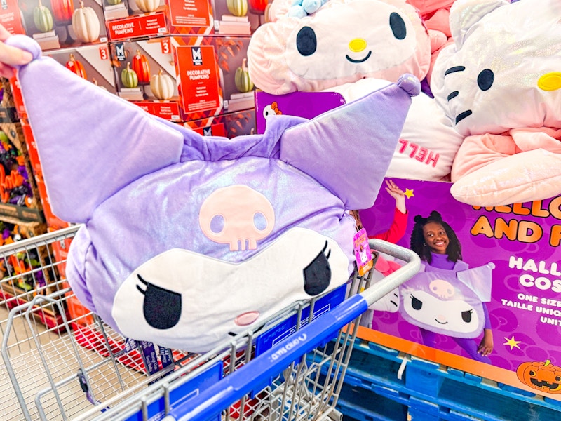sams-club-halloween-hello-kitty-1