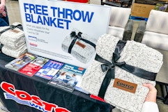 costco-free-throw-blanket