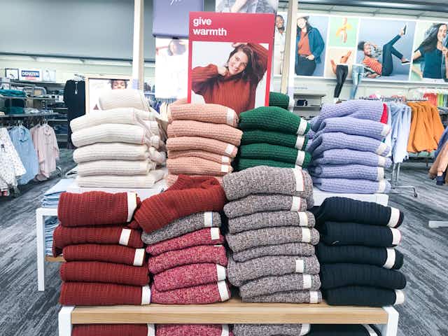 Universal Thread Pullover Sweaters Are 70% Off at Target — Pay Only $7 card image