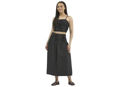 No Boundaries Women's Outfit