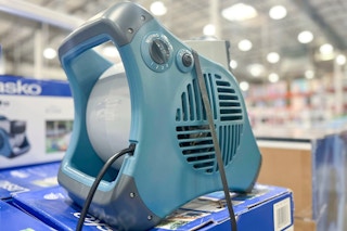 costco lasko 7054 misto outdoor misting fan on display