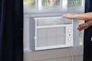 air conditioner in window