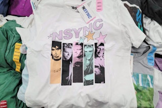 nsync graphic band tee