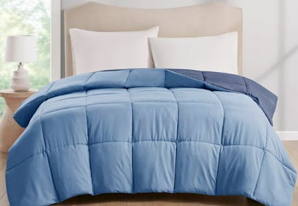Down-Alternative Comforter