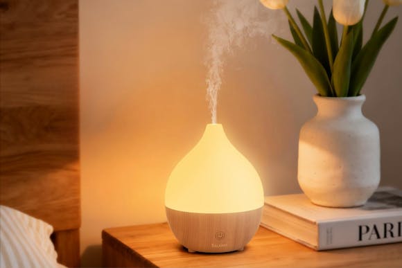 Essential Oil Diffuser, Just $11 on Amazon (10K Sold Last Month)