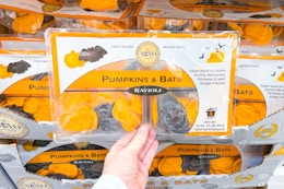 costco-halloween-pumpkins-and-bats-ravioli