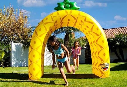 BigMouth Inflatable Pineapple Yarn Tunnel Sprinkler