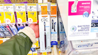 walgreens-oral-care-aisle-clearance-kcl-4237