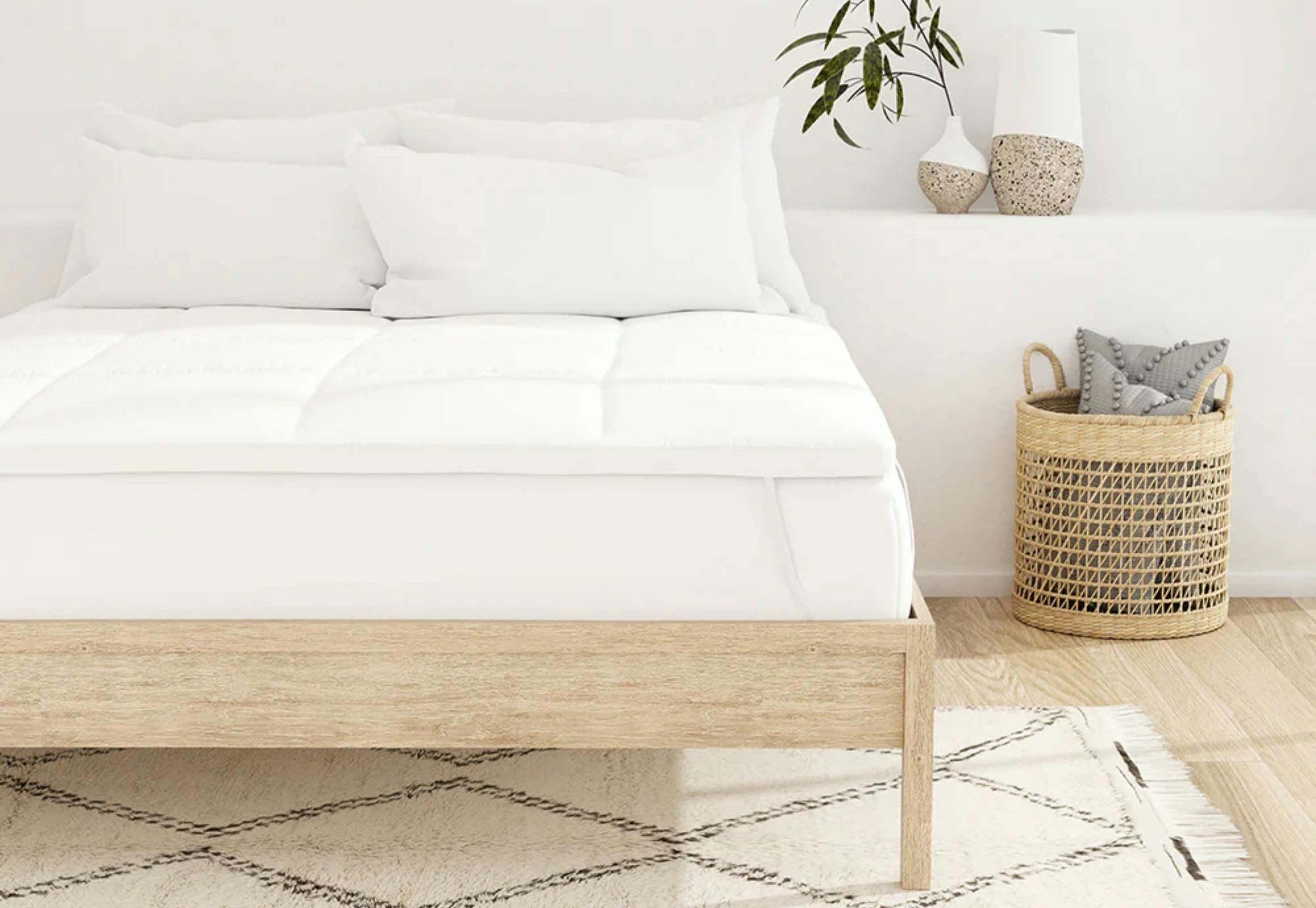 Linens & Hutch Mattress Topper