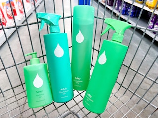 Safely cleaning products in a cart - blue and teal