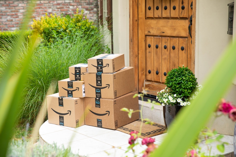 amazon-boxes-front-porch-kcl-44-kclamazon