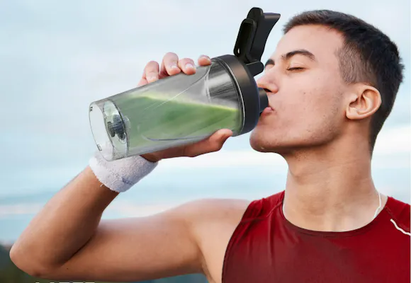 This Highly Rated Electric Shaker Bottle Is on Sale for $19.88 at Walmart