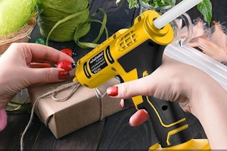 hot glue gun