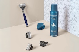 Harry's Shaving Kit Drops to $17.54 With Amazon Coupon card image