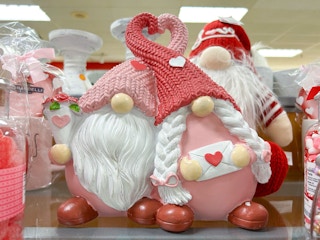 tj maxx valentines day decor in store 2023 2 1675275085 1675275085