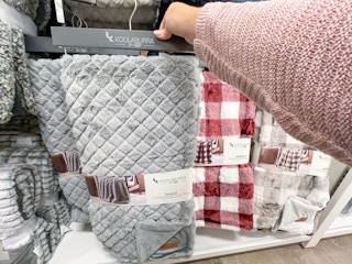 koolaburra throw blankets