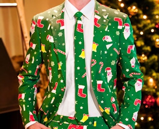 kohl's-mens-christmas-suits-2021-1