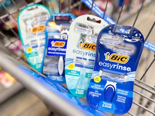 BIC easyrinse Razors in Walmart shopping cart