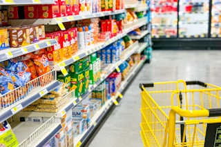 area shot of dollar general cracker aisle