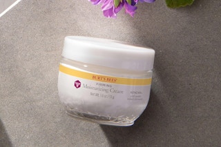 burts bees face cream