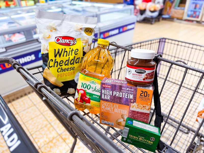 aldi-grocery-dupes-apple-juice-protein-bars-popcorn-hazel-nut-spread-butter-1