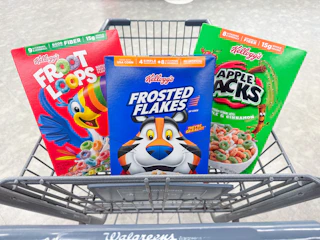 kellogg's cereal boxes in walgreens cart