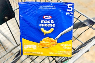 kraft mac and cheese 5 pack in shopping cart