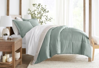 Reversible Comforter Sets