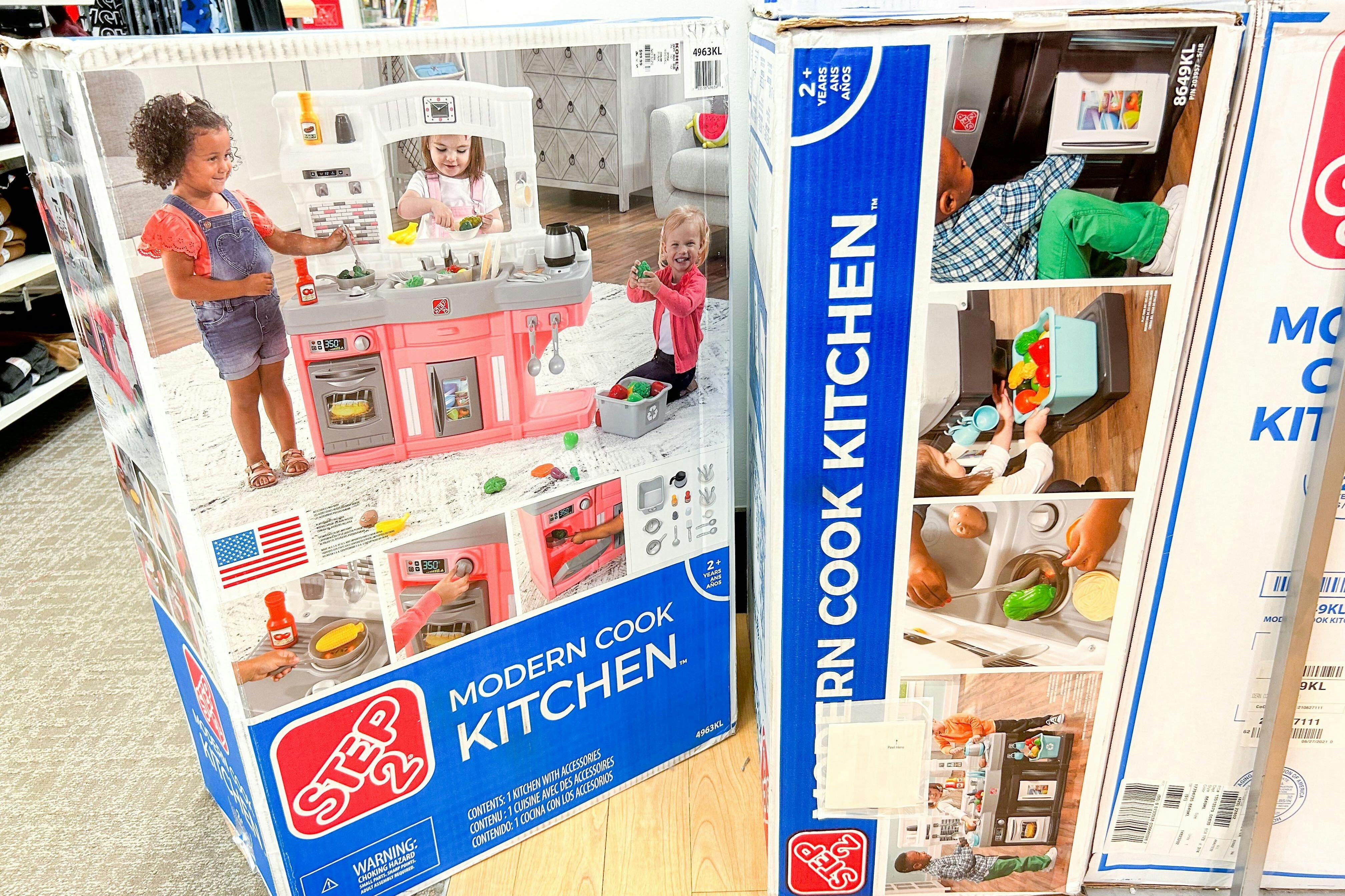 Step2 Modern Cook Kitchen Pretend Playset