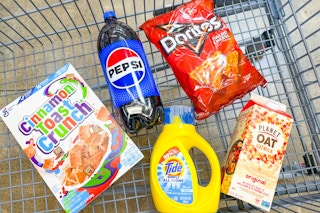 freebies moneymakers groceries in shopping cart
