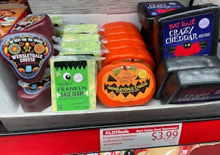 aldi halloween cheese 2021 th 2 1634142909 1634142909