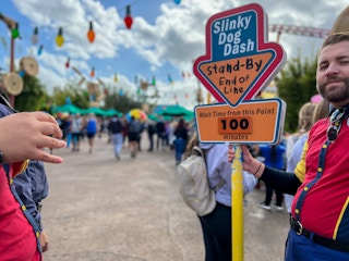 disney world wait time back of line sign1 1642542062 1642542062
