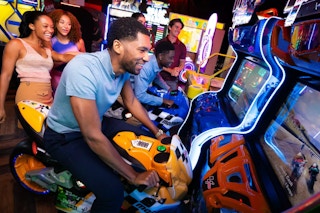 groupon AMF Bowlero game card