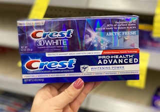 walgreens-crest-whitening-toothpaste-01312021