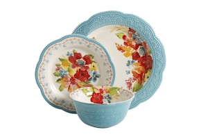 The Pioneer Woman Dinnerware Set