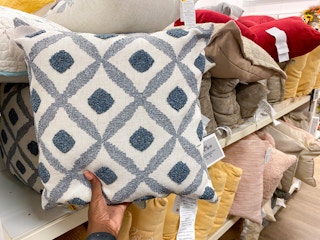 home decor throw pillows