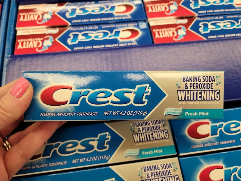 Kroger-crest-toothpaste-2022-sv (1)