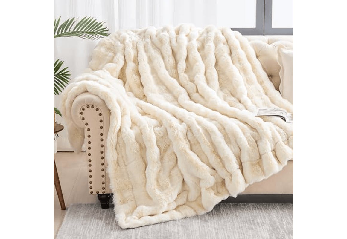 Faux Fur Throw Blanket