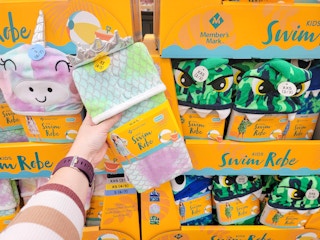 sams club kids swim robe 05262022b 1653572373 1653572373