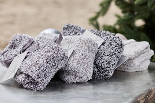 qvc-barefoot-dreams-socks-2