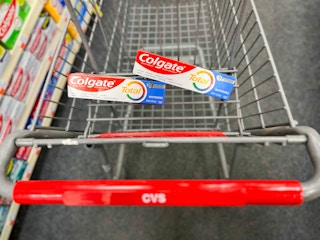 shopping cart with two Colgate Total toothpastes inside