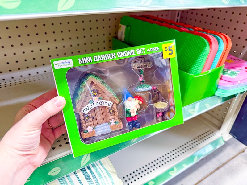 dollar general true living mini garden gnome set