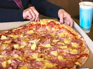 how to get free pizza 8